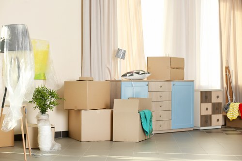 Professional packing and unpacking services in Coulsdon for a smooth home move