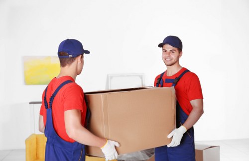 Packing and preparing for a removal van in Coulsdon