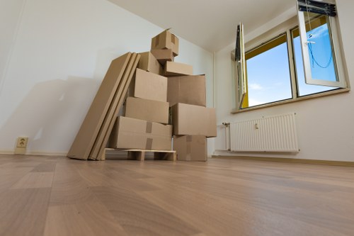 Removal truck hire service for local home moves in Coulsdon