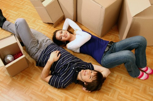 Efficient flat removals service supporting a move in Coulsdon