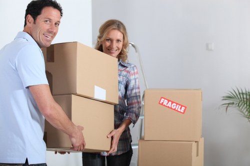 Local moving support in Coulsdon with careful loading and delivery
